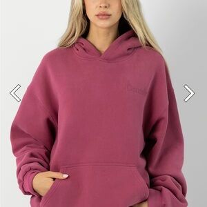 Comfrt Unisex Minimalist Hoodie in Berry